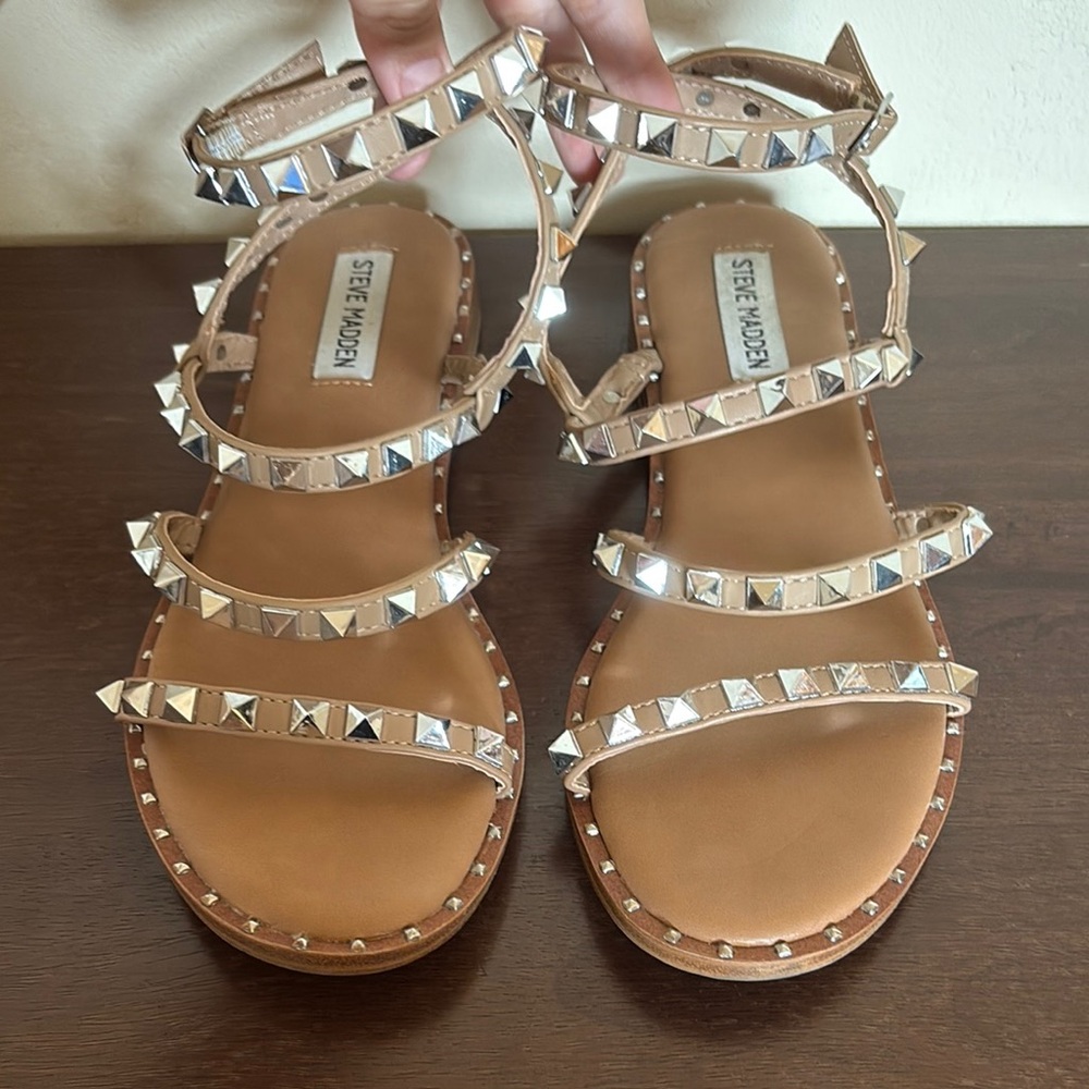 Steve Madden Travel Sandal, Tan with Silver Studs